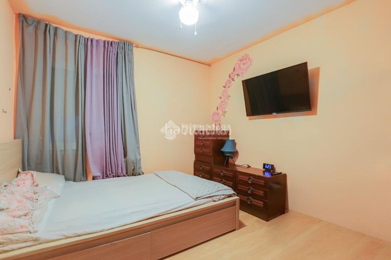 Foto 50284f94-d136-465a-b603-9738b1cb8468. Piso  en venta en Sant Pere Nord Terrassa
