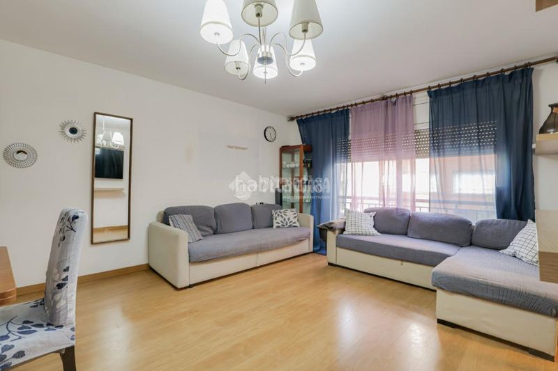 Foto 93b3e9e8-cd06-43f8-a7a2-181ca20dbe0a. Piso  en venta en Sant Pere Nord Terrassa