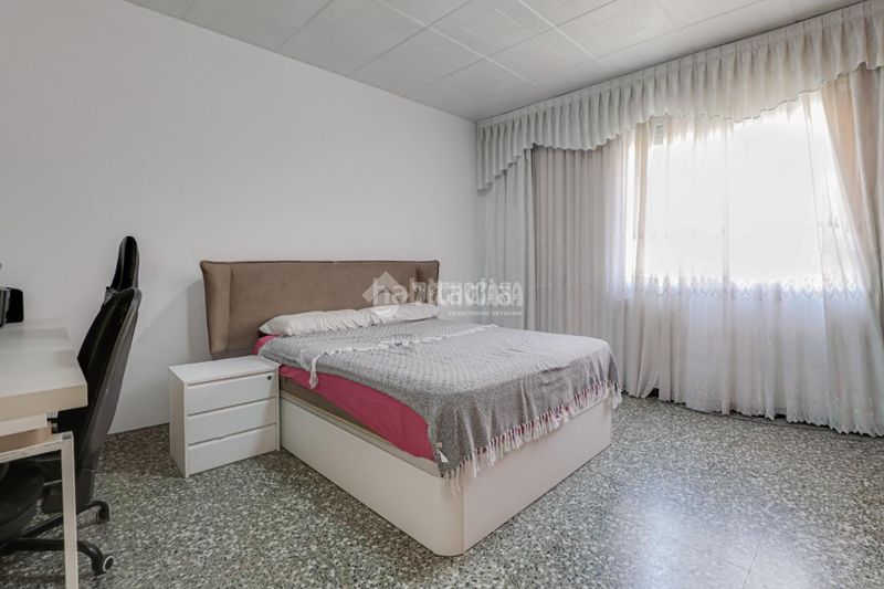 Foto 4a340bd5-c725-4ca4-ae46-9f929ddd2230. Casa amb calefacció aparcament a Sant Pere Nord Terrassa
