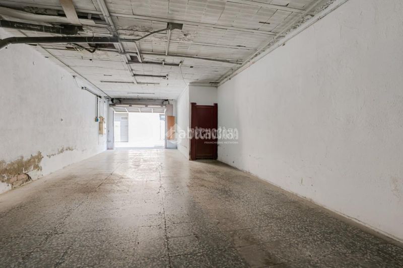 Foto 59d1e317-2b07-45f4-8d1d-1e96a26aeea6. Casa amb calefacció aparcament a Sant Pere Nord Terrassa
