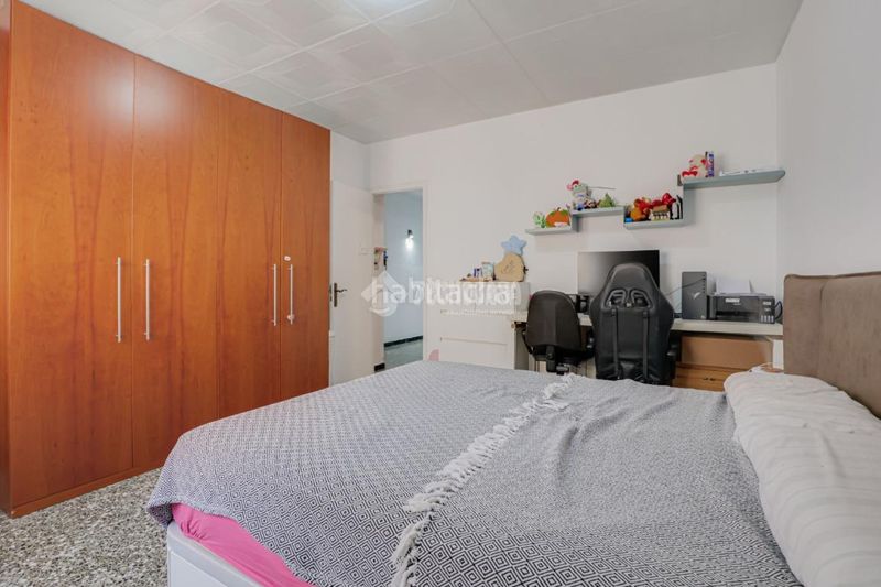 Foto e82a24a4-e2ec-4b3d-9628-c481c762c814. Casa amb calefacció aparcament a Sant Pere Nord Terrassa