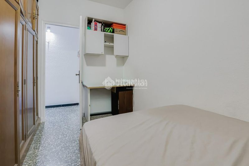 Foto fe008e95-c737-41bc-af35-afec8d146581. Casa amb calefacció aparcament a Sant Pere Nord Terrassa