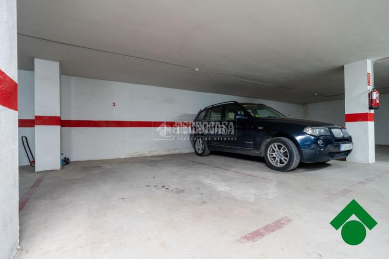 Foto ab2e7b5a-508a-47c3-bb39-1e6df5b53899. Appartement avec parking dans Láchar