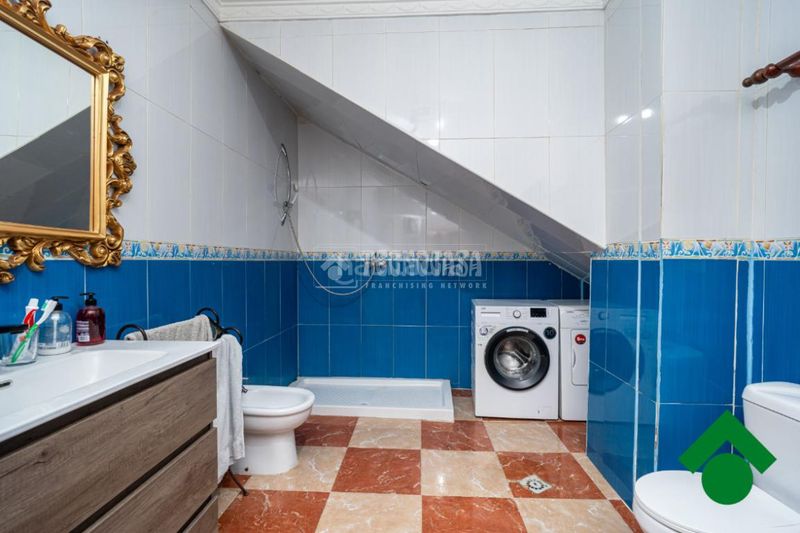 Foto 7a41a1ba-7d5e-4834-adeb-3abae8b54c8d. Casa pareada casa en venta en Fuente Vaqueros