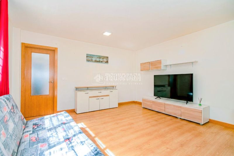 Foto b2180b7d-61d5-4189-91e2-d2e4cb13b1c9. Piso  en venta en Cijuela