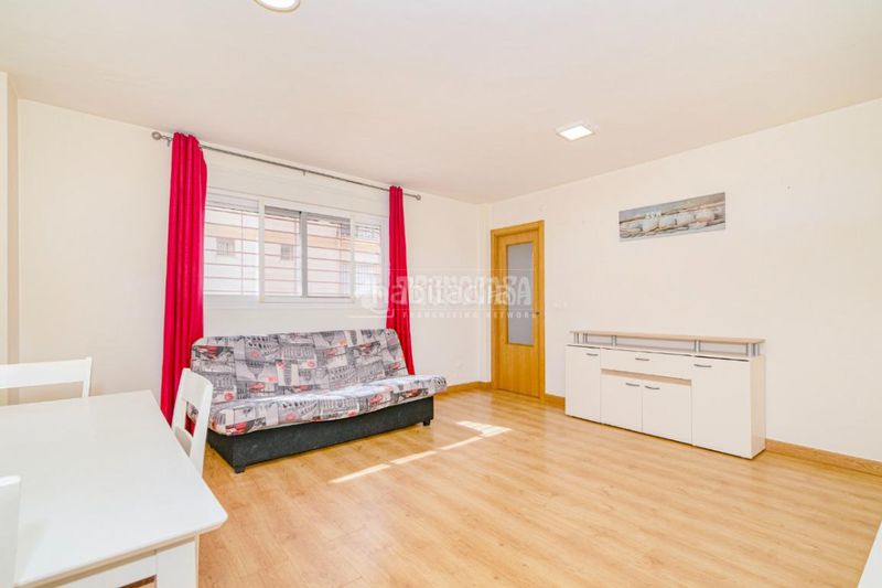 Foto e66b4f1b-0fa1-4882-845e-6728a2c69b9f. Piso  en venta en Cijuela