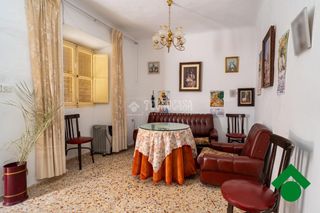 Maison jumelée à Íllora. Casa en venta en illora
