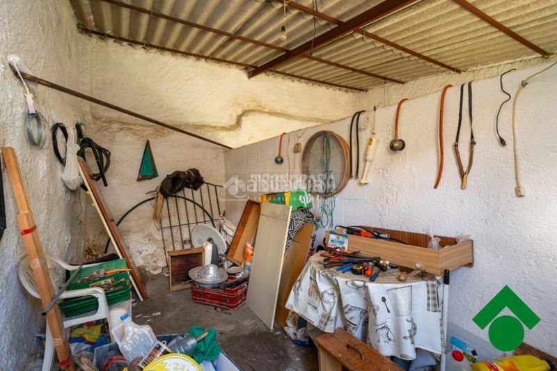 Foto 56dd9e15-5e8c-4a32-83d5-0a88348640c4. Casa aparellada a Íllora