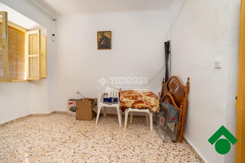 Foto 6a1e83f4-1303-4173-bd5a-295e0c54547a. Casa aparellada a Íllora