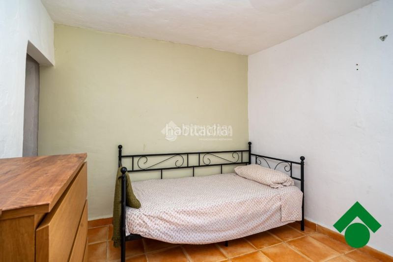 Foto 6716d75f-1c80-4472-b484-6740200c4b2b. Casa aparellada a Íllora