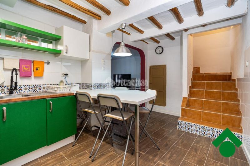 Foto a4eb5438-a57f-41f8-bb32-d238077346c4. Casa aparellada a Íllora