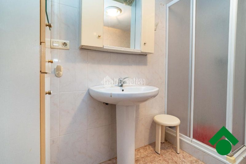 Foto 7142c7f1-3d8b-4d3c-8038-d8f8479d64b3. Casa aparellada a Cijuela