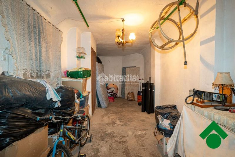 Foto 9f973580-6d04-4caf-ae6d-1c48b6493c15. Casa aparellada a Cijuela