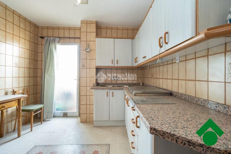 Foto a19ee236-2dd9-4584-87f6-39d5136d11b5. Pis a Íllora