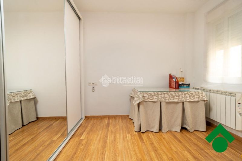 Foto a07805d6-e5d8-460d-a489-ee3a7c6a7967. Pis amb aparcament a Láchar