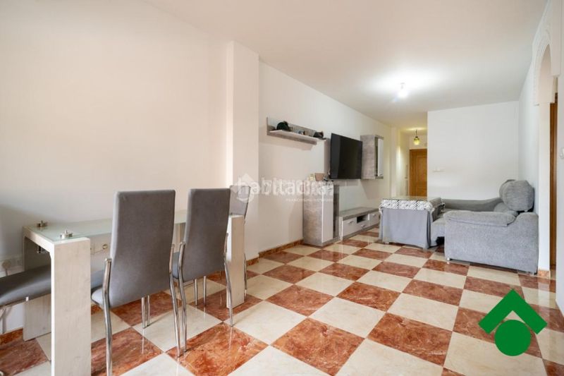 Foto e712d0a5-1062-4afa-b1f3-ec7b91bdbca8. Pis a Láchar