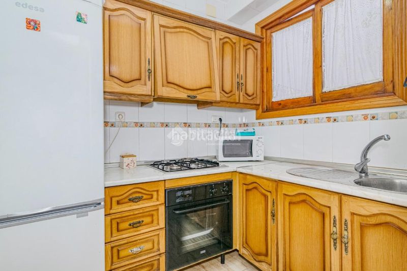 Foto 160e845d-4ad8-48e2-92ce-79dd5430dc10. Casa aparellada a Íllora