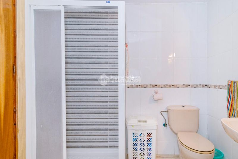 Foto 4e409144-3505-4a8b-8442-e1552ae5354d. Casa aparellada a Íllora