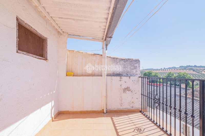 Foto 84eeb18a-5d48-4f5d-a621-b276e72eacfb. Casa aparellada a Íllora