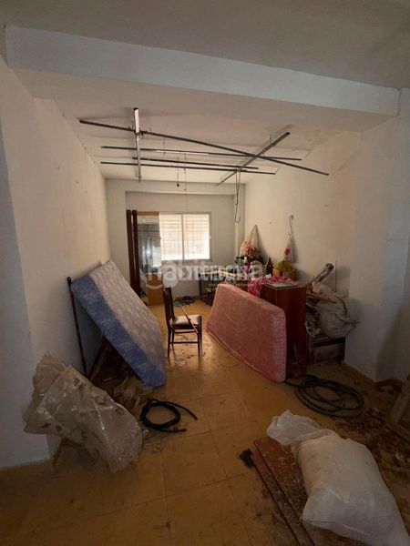 Foto ba05350e-3f84-43d4-918c-10fbcac6faff. Casa aparellada a Cijuela