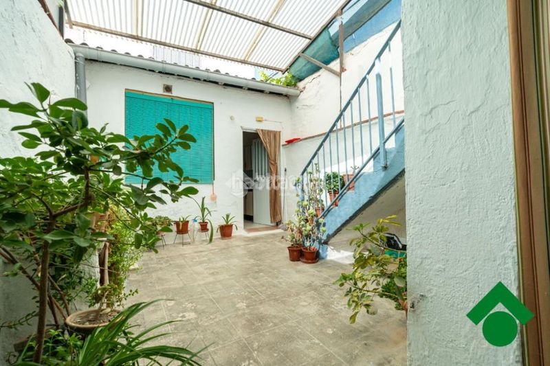 Foto b45e2889-0717-49f6-b3c6-086129a85db3. Casa aparellada a Fuente Vaqueros