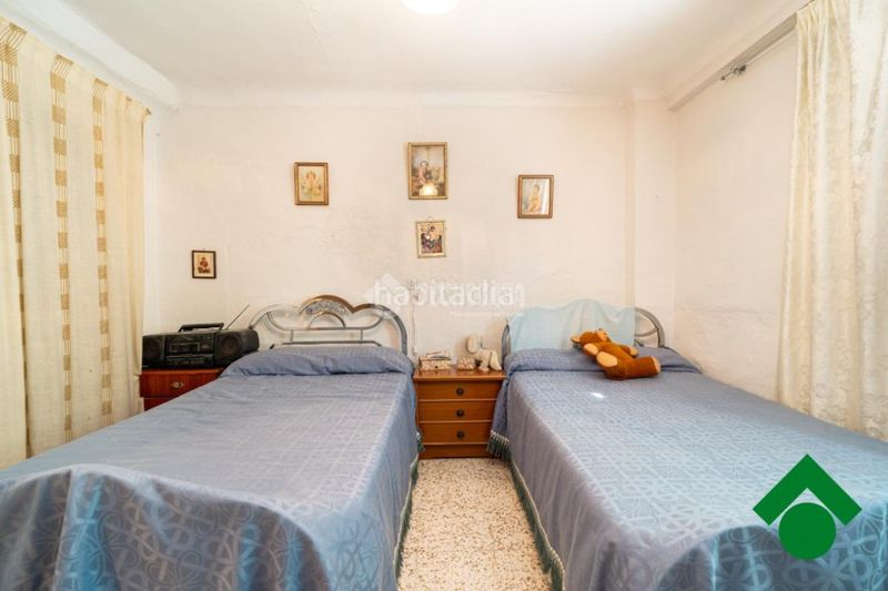 Foto faa27211-c56f-47db-9180-d79f971cdb0e. Casa aparellada a Fuente Vaqueros