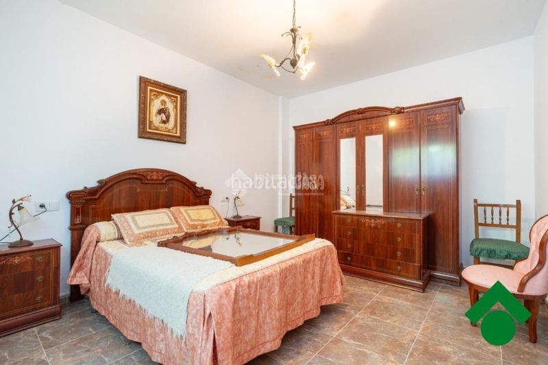 Foto 0f6f5b0b-cdfc-4ad6-8517-e5f20d9e3b41. Towny house in Íllora