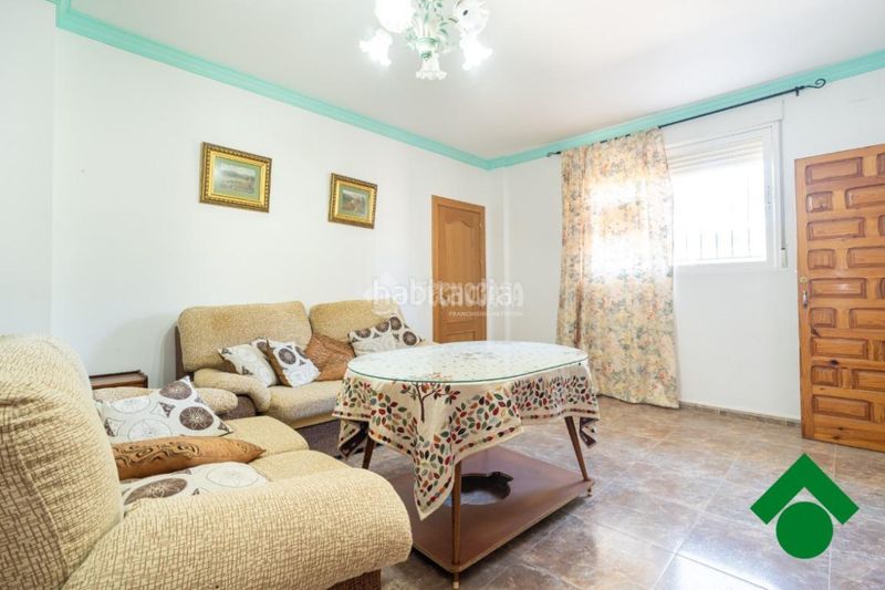 Foto 80481b50-ab90-4281-acc3-fa351d18932e. Towny house in Íllora