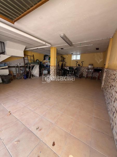 Foto 596fedb8-4acc-49dd-a77d-d8f1c3dc5f8b. Casa  en venta en Cijuela
