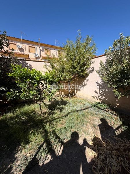 Foto d8916728-d492-45aa-b5ff-7b6b3788856f. Casa  en venta en Cijuela