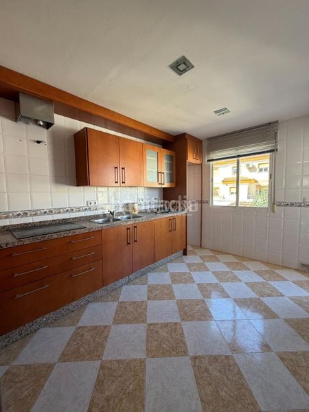 Foto ff4bdf72-80b2-473a-8922-c2db40e1f779. Casa  en venta en Cijuela