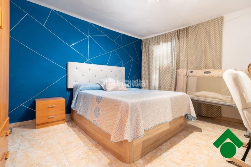 Foto 1a935a52-74ca-42c7-bff8-1ac3654cd364. Maison jumelée dans Fuente Vaqueros