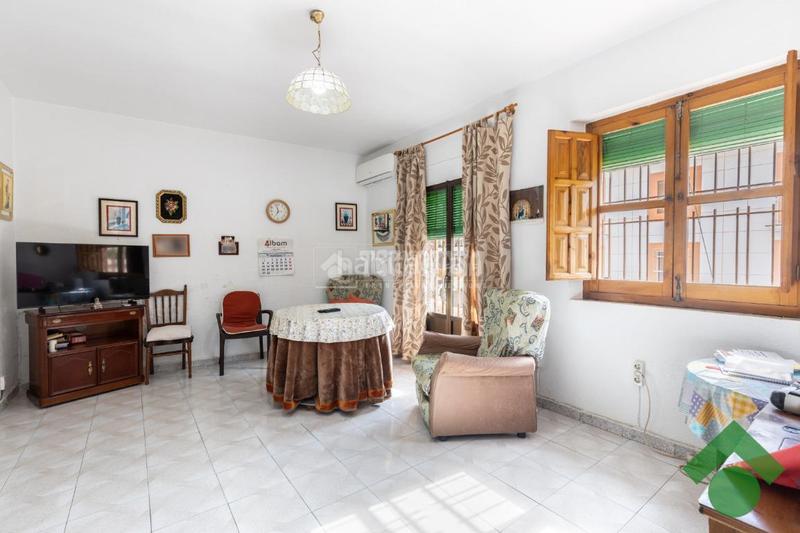 Foto 6f1a1d50-ffa4-45b2-ba4e-842ea455c30c. Casa pareada casa en venta en Láchar