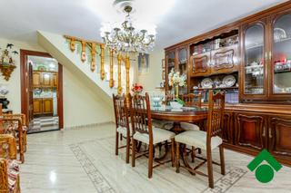 Casa aparellada a Chauchina. Casa en venta en chauchina
