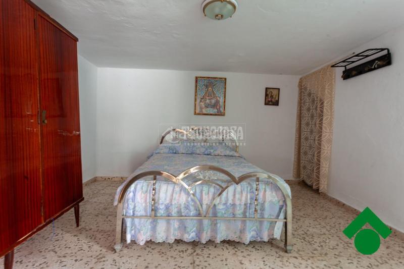 Foto d69c8465-2d3e-42c8-bd13-55c212daadc8. Maison jumelée dans Valderrubio