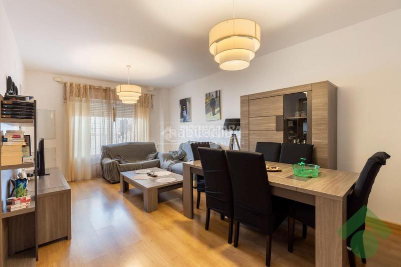 Foto 918789b2-d88a-415a-b9af-bb21e4c44e5a. Piso  en venta en Láchar