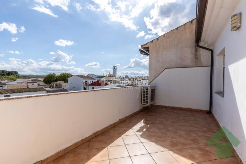 Foto d512917b-072b-4f4e-b999-bb69a8e57cb0. Piso  en venta en Láchar