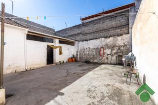 Casa aparellada a Láchar. Casa en venta en láchar