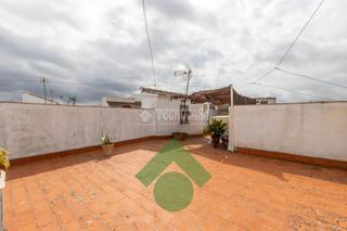 Casa aparellada en Montoro. Casa en venta en montoro