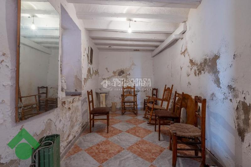 Foto 4503ea69-83e6-4591-94a8-aaa11544f042. Casa pareada casa en venta en Montoro