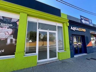 Lloguer Local Comercial a La Coquina. Local comercial en alquiler en chiclana de la frontera