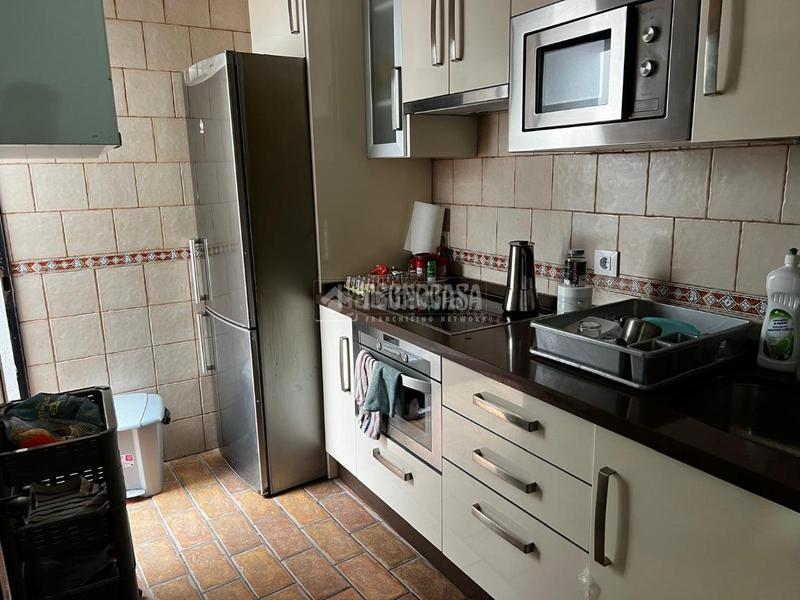 Foto bf932c24-e0f7-4d2d-bfa2-edd23d2dc20a. Casa in La Banda - Campo de Fútbol Chiclana de la Frontera