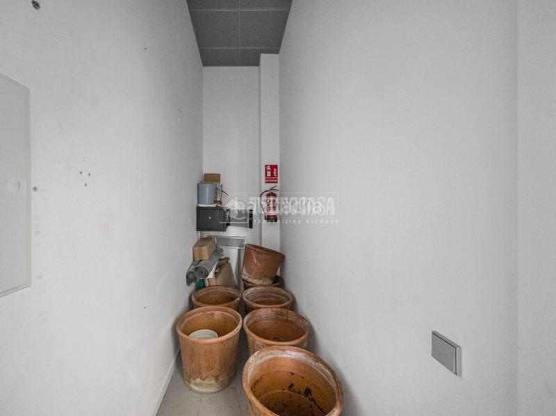 Foto 2d0e8d8c-1054-40f9-9622-ba10f050f6aa. Local comercial  en venta en Delicias Madrid