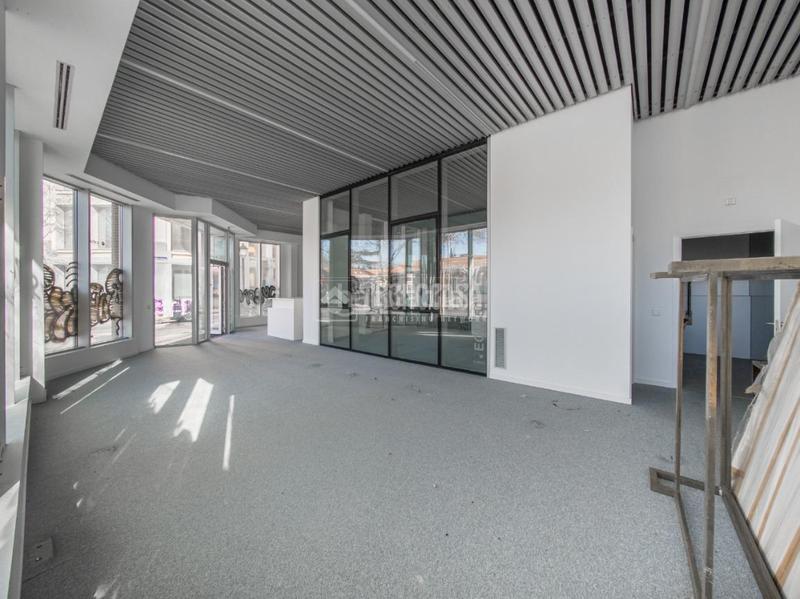 Foto 5754c21c-cac8-42ca-ba2c-f955172baaec. Local comercial  en venta en Delicias Madrid