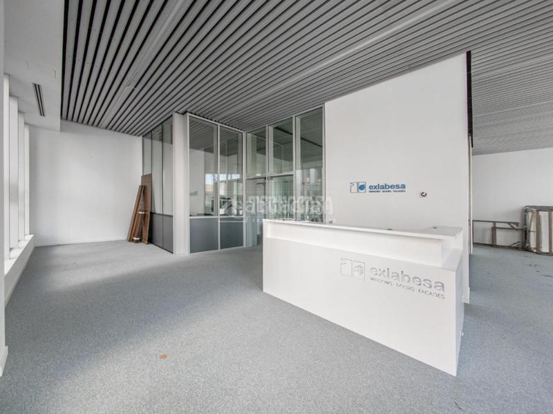 Foto 8e8328da-d943-40cb-82d8-8b1a8c1185ec. Local comercial  en venta en Delicias Madrid