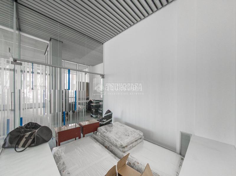 Foto f92b4db5-3300-4ebc-9d65-0afcfde684ec. Local comercial  en venta en Delicias Madrid