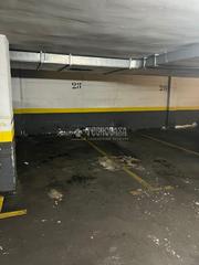 Aparcament cotxe  C. de tomás bretón. Boxplaza de garaje en venta en madrid