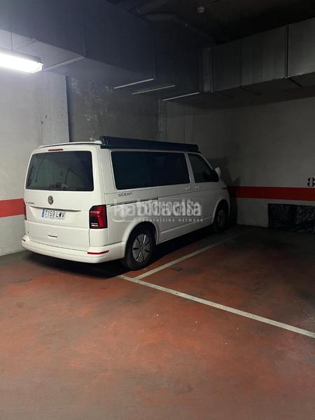 Foto 39675082-d3a8-4f65-b584-2361b0acfcbc. Parking coche boxplaza de garaje en venta en Delicias Madrid