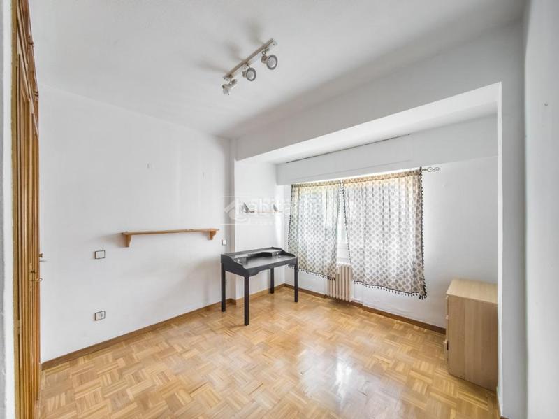 Foto 75441265-06a7-4f55-a6f7-c79d99308806. Appartement avec chauffage parking dans Delicias Madrid