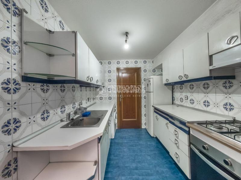 Foto 834b79f0-d41a-48f3-972b-714e49fe64a3. Appartement avec chauffage parking dans Delicias Madrid